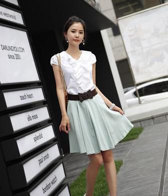 穿裙子为你的职场形象加分