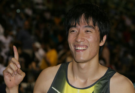 Liu Xiang hurdles to victory with season best
