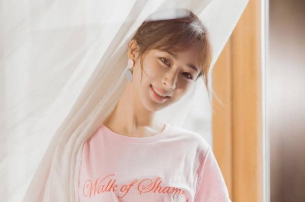 经典小说《婚礼前半小时，未婚夫献身小青梅做解药》夏栀顾延琛全文免费阅读