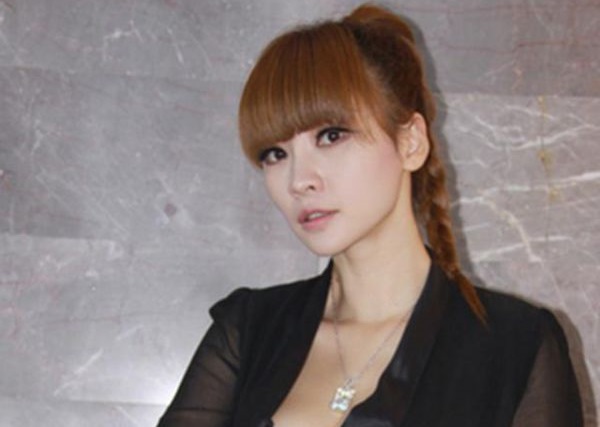 男女主角是闻岁安路迟远的小说 幸福不必如履薄冰：全章节+番外全文免费阅读