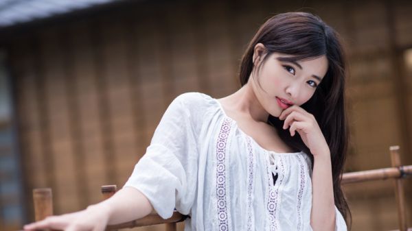 沈念安顾默成微信公众号内阅读破产后，禁欲保镖成了我的金主最新章节