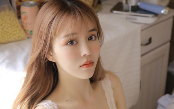 蛇吻求生，我把渣男送上西天免费阅读季淮白舒雅 蛇吻求生，我把渣男送上西天潘妮儿小说