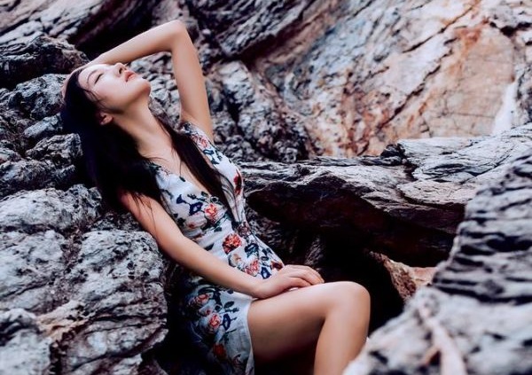 离婚后，我靠预知追夫火葬场：小说结局+番外瑶瑶江聿封完整版全文阅读