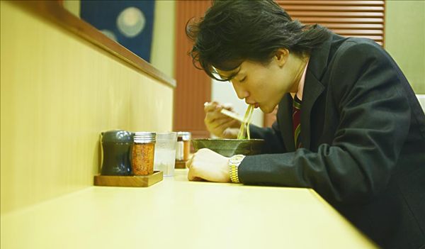 日本的五大奇葩礼仪TOP5：每一条都让老外懵逼