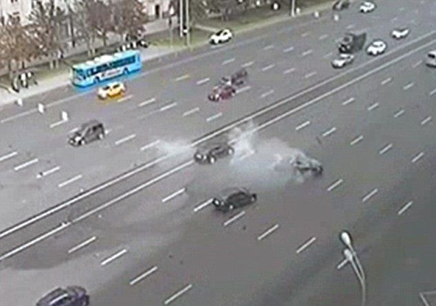 普京专车出车祸司机当场死亡 为普京捏一把汗
