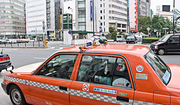 【每日一乐】坐taxi要分国籍？