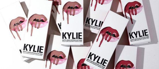 调皮金小妹Kylie Jenner疑似承认怀孕传闻？