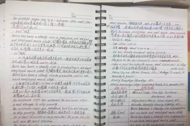 81岁学霸奶奶本科毕业，竟然还会五国语言？