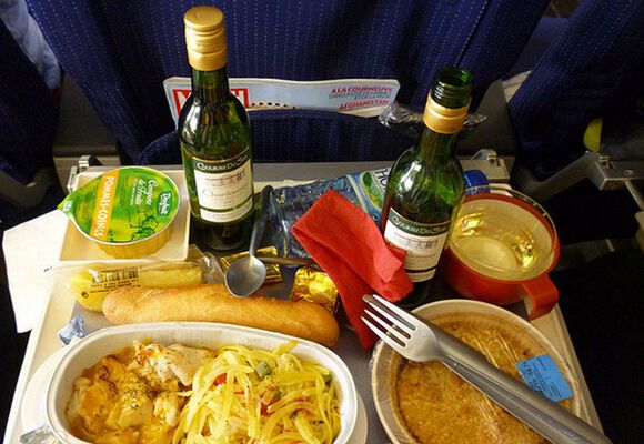 Yum!世界各地航空公司的飞机餐