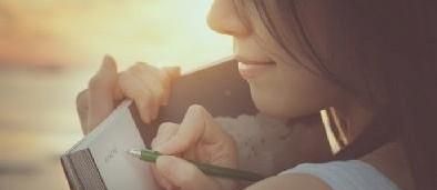女孩箴言：爱自己是一场毕生浪漫的开始