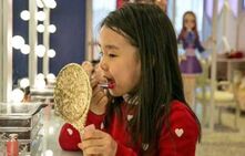 幼儿园的小女孩都开始化妆了？韩国美妆低龄化惹争议