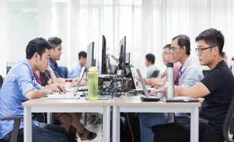 调查显示 我国超8成劳动者处于过劳状态