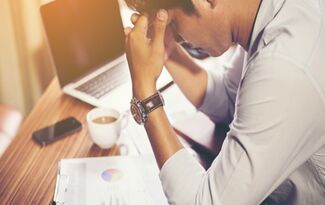 日本新法案规定员工每月加班不得超过100小时