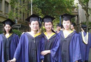 数据显示 中国女性在高等教育等多个方面已超越男性
