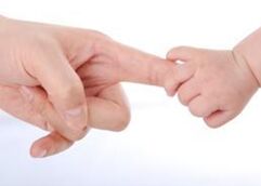 妈妈的手Mother’s Hands