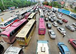 高速路上的交通堵塞 The Traffic Jams In the Highway